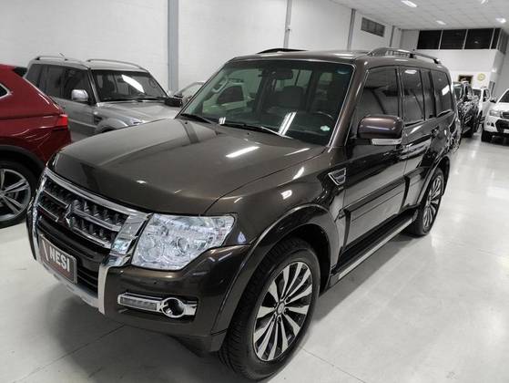 MITSUBISHI PAJERO FULL 3.2 HPE 4X4 16V TURBO INTERCOOLER DIESEL 4P AUTOMÁTICO